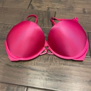 Victoria’s Secret Hot Pink Bombshell Miraculous Push-Up bra 34C